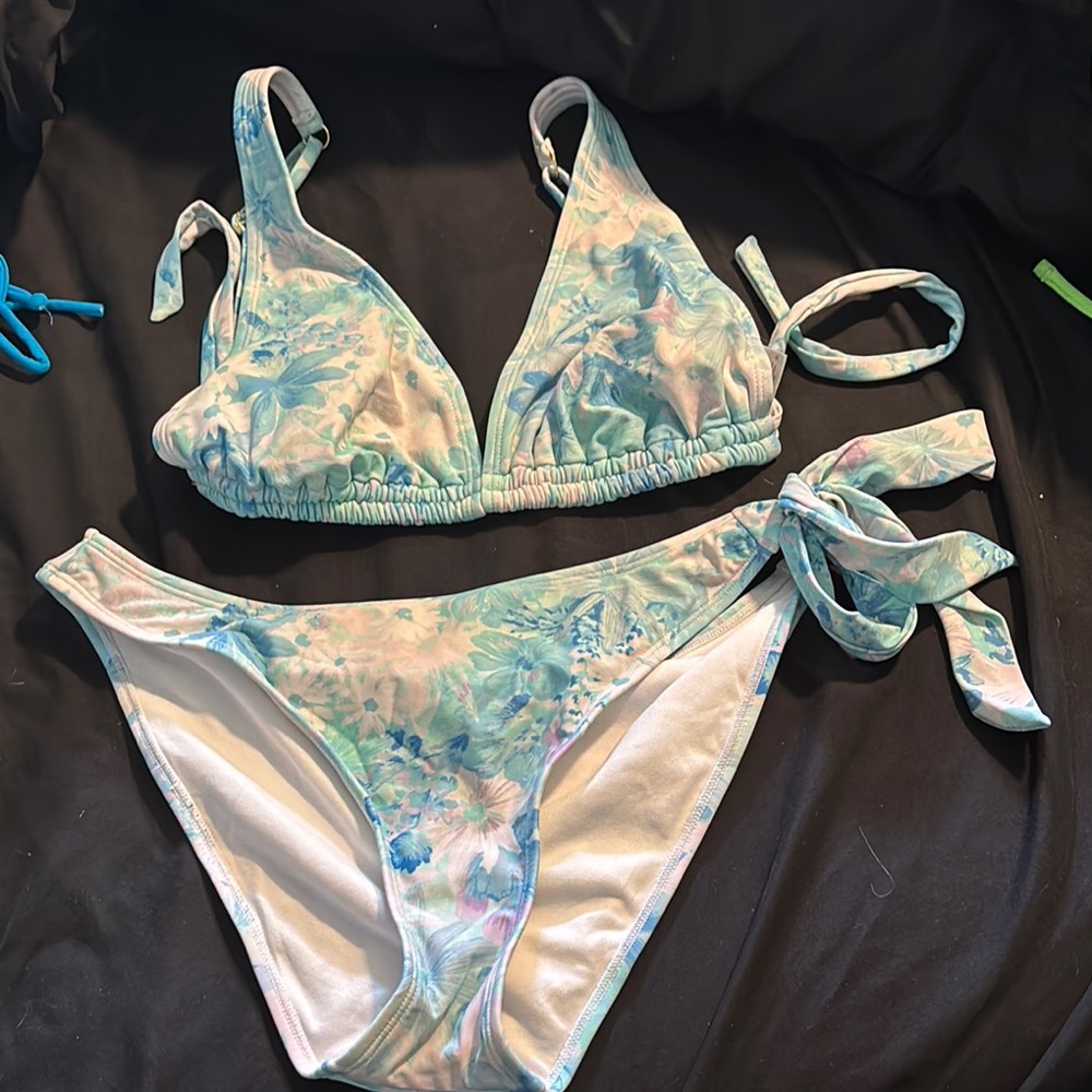 Floral Bikini Set in Blue and White
